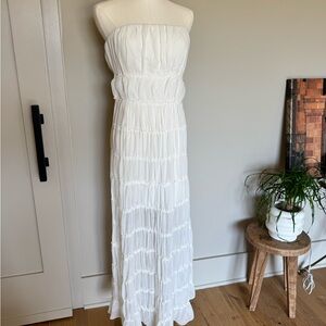 Abercrombie & Fitch Strapless Ruffled Maxi